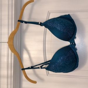 Victoria's Secret Very Sexy Push Up 36B
